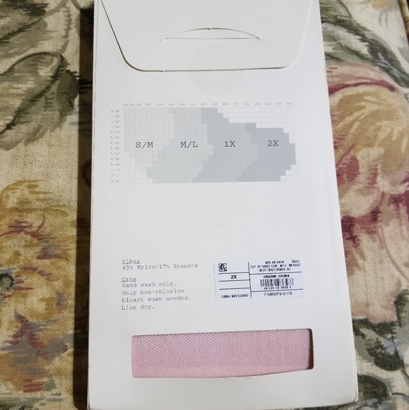 Tights - Picture 2 of 2